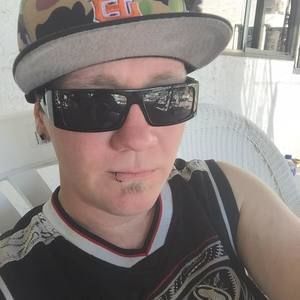 Meet your Posher, Tommy